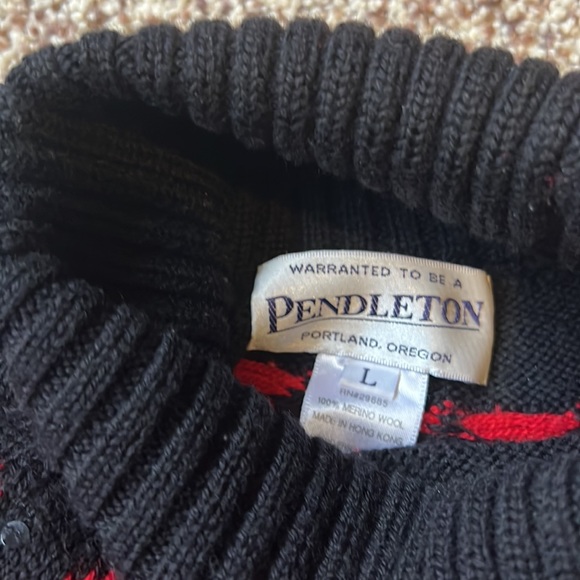 Beautiful Vintage Pendleton Sweater with Black sequined accents. - Picture 2 of 4
